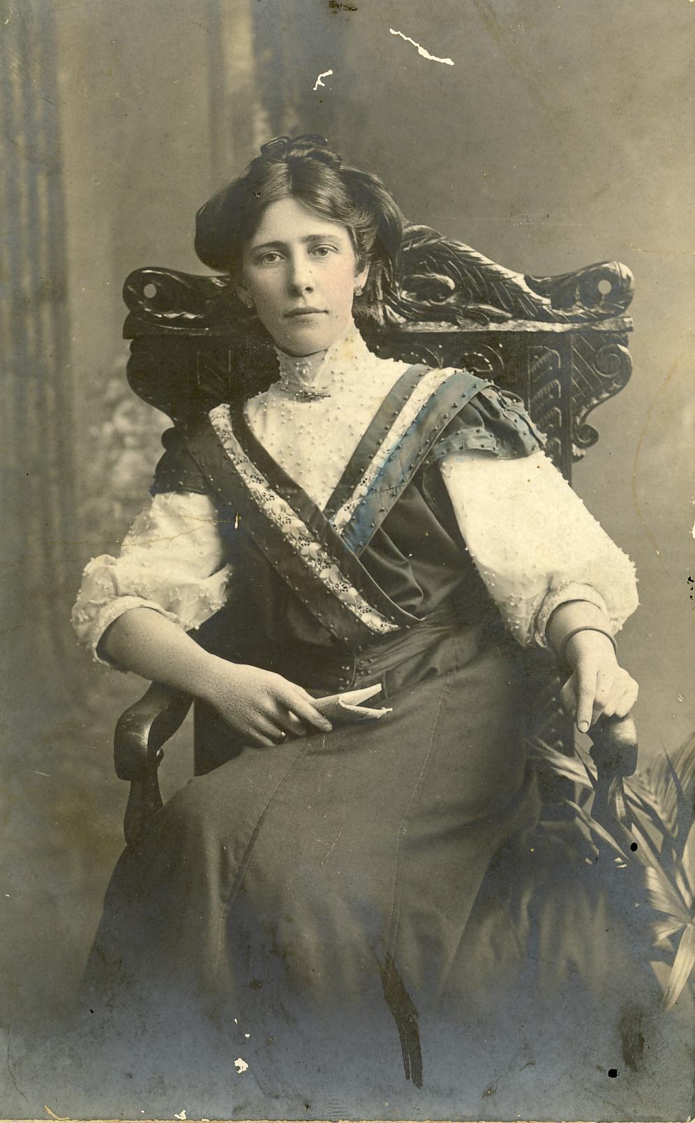 Photo of photos/Sophia McLennan (Tottie) (Faulkner) portrait